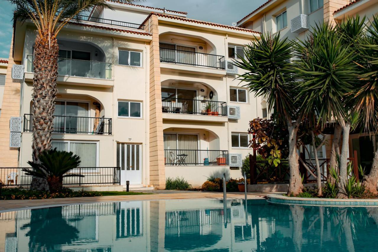 Fantastic 4 Cyprus First Line Beachfront Boghaz Bagian luar foto